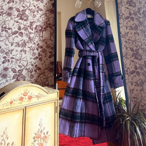 Vassia Kostara coat like new, small medium, purple wool blend
