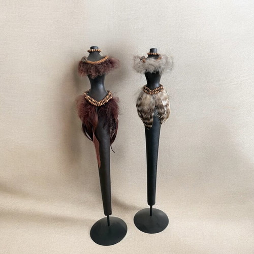 Set of decorative figures with feather dresses new