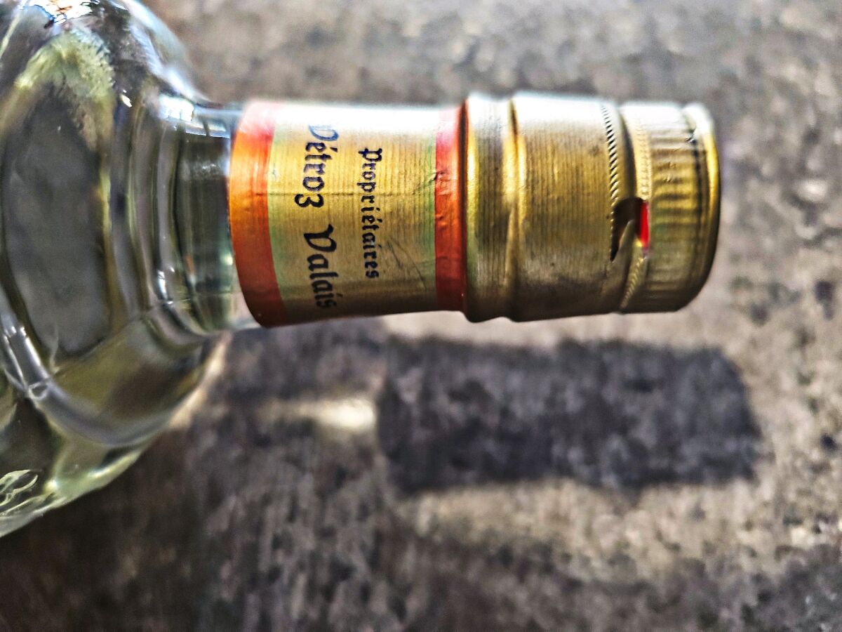 Le Bon Père William vintage pear eau de… - € 45,00 - Vendora.cy