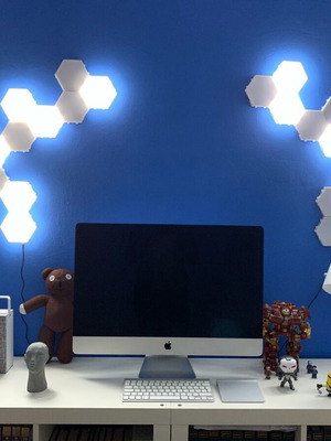 Hexagon LED wall lights touch, like new, set of 20