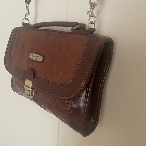 Marc Chantal leather shoulder bag for women like new, brown