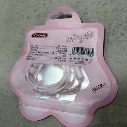 Pink stereo earphones with cat paw design