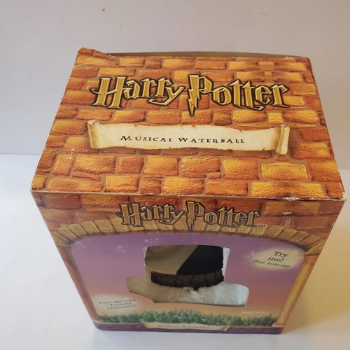 Harry Potter Musical Water Ball Globe Chess Knight 2001 new