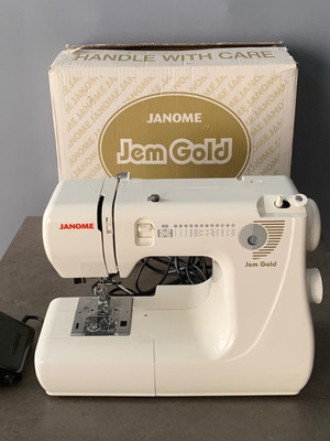 Ραπτομηχανή Janome Jem Gold σαν καινούργιο