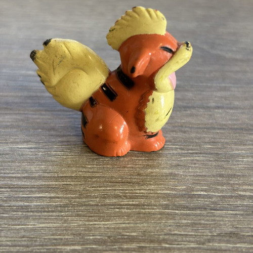 Growlithe Nintendo Pokemon figure used
