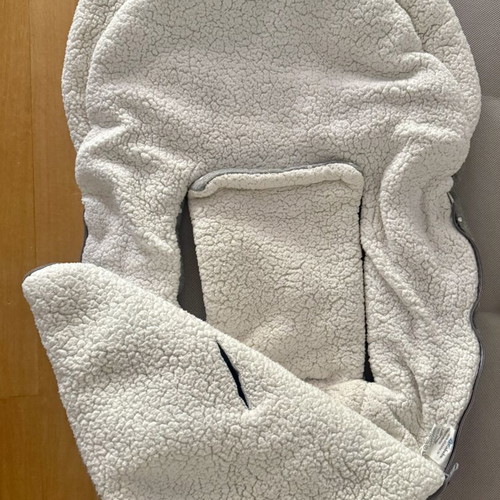 Altabebe footmuff like new, suitable for all stroller types