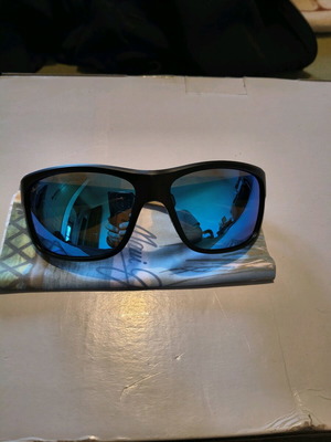 Maui Jim Southern Cross sunglasses new, polarized, black