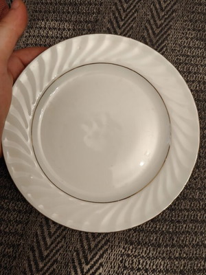 Bavaria Silber Porzellan plates set of 3 with gold embroidery new