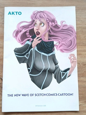 Akto Catalog in Very Good Condition
