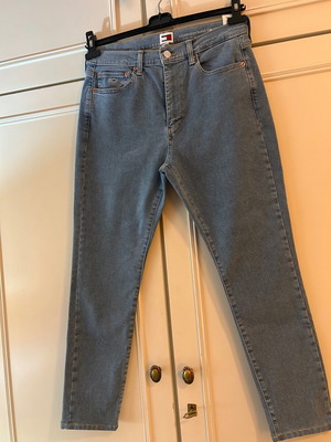 TOMMY JEANS ΓΥΝΑΙΚΕΙΟ παντελόνι, W31 L28, ανοιχτό γαλάζιο, ελαστικό, καινούριο. SYLVIA HIGH SKINNY