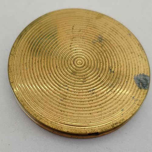 Powder compact used, vintage 60s with broken mirror