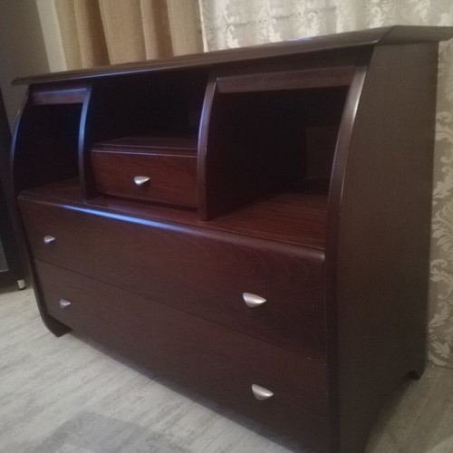Bedroom furniture set like new, wood, complete without mattress
