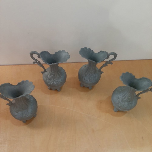 Vintage tin pitchers pack of four like new
