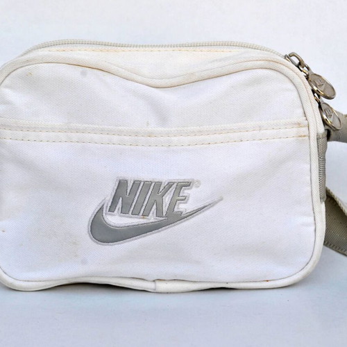 Nike white shoulder bag used, small size, sporty style