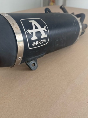 Εξάτμιση Arrow για Piaggio Medley 150cc μεταχειρισμένη