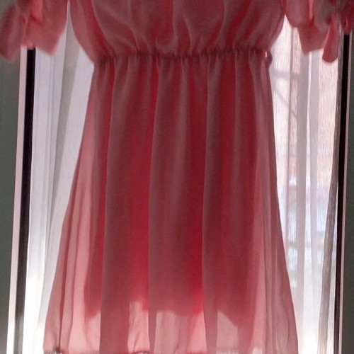 Pink dress used with lace and bow sleeves, size S