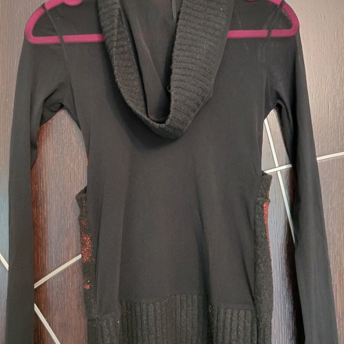 Women's blouse size S like new, black