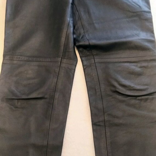 Leather women's pants like new, size medium