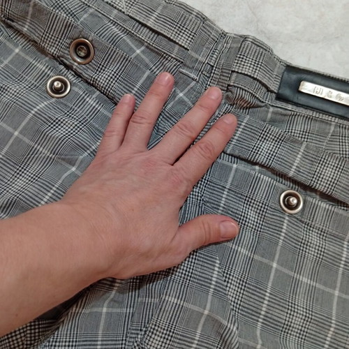 Bermuda shorts used, size 30, gray, waist 42.5 cm