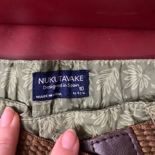 Nakutavake shorts with belt like new, green