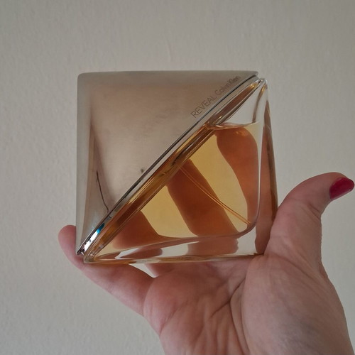 Calvin Klein Reveal perfume 100 ml like new