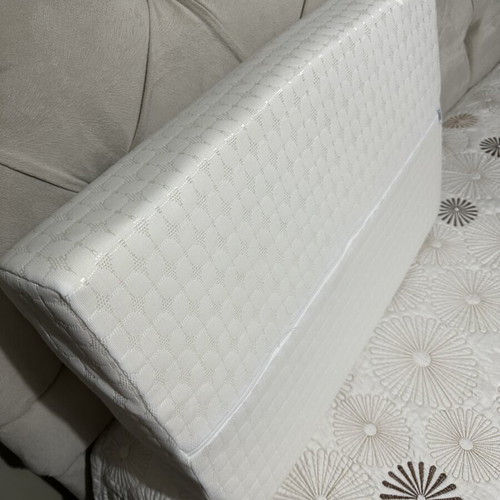 Soft Dream memory foam sleep pillow