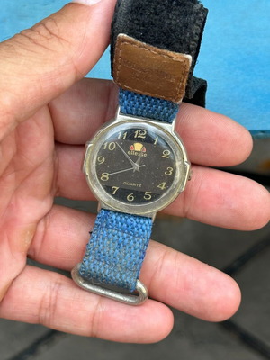 Ellesse Quartz wristwatch used, vintage, for repair or parts