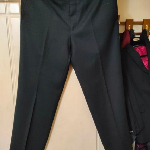 Aslanis Men Suit size 52 like new, black wool blend