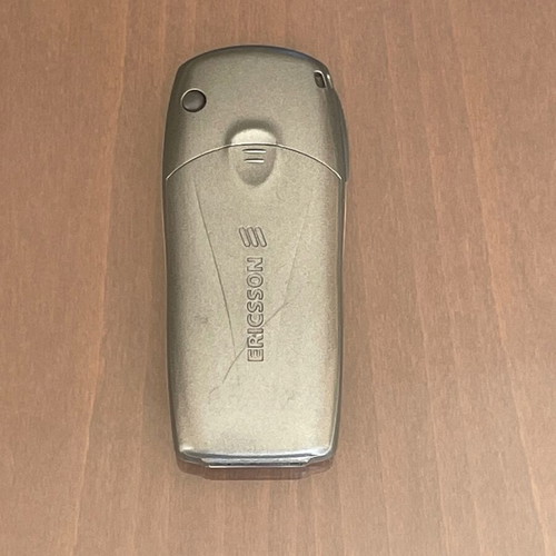 Ericsson R600 used mobile phone