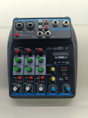 Επαγγελματική Mixing Κονσόλα 4 καναλιών καινούργια με USB/mp3 και εφέ