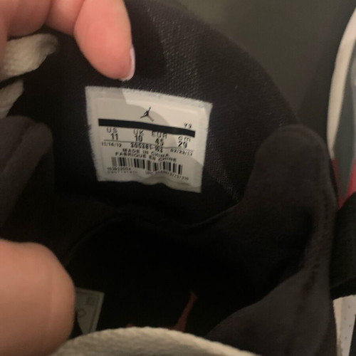 Air Jordan 8 Retro 2013 Bugs Bunny sneakers like new, size 45