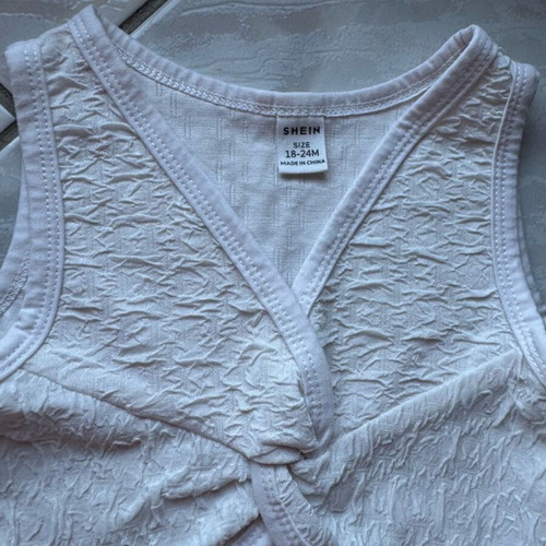 Girls' set 18-24 months like new, white