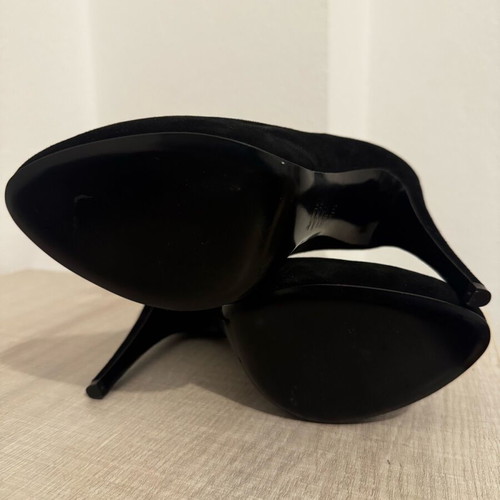 Ιταλικές γόβες Versace 19.69 suede leather σαν καινούργιες, μέγεθος 39, μαύρες