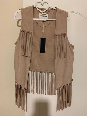 Rich&Royal mouton vest with fringes new, size M 38 pink