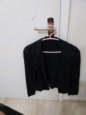 beige and black jacket 2 pieces