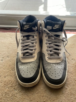 Nike Court Vision High sneakers μέγεθος 43 σαν καινούργιο, μαύρο και γκρι
