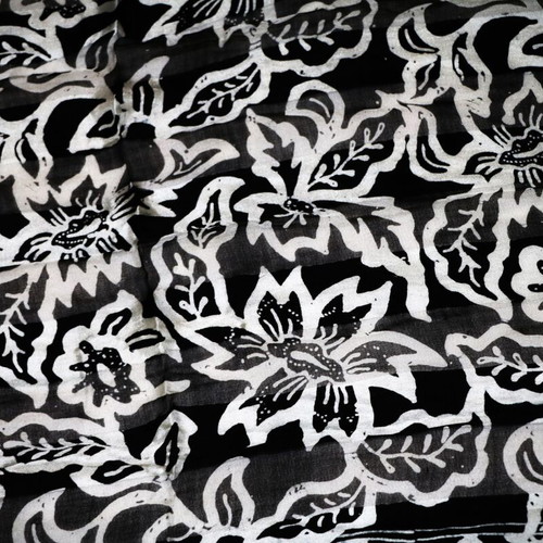Siam Silk Batik Scarf black and white, new