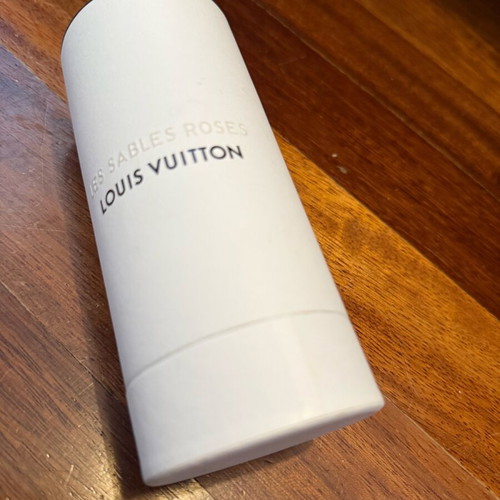 Louis Vuitton box new, white with black letters, round authentic