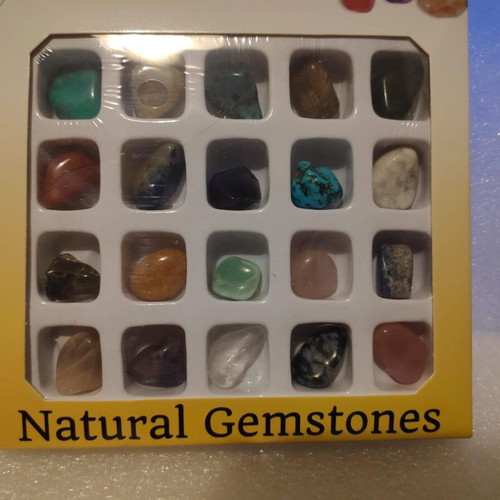 Collection of 20 natural semi-precious stones in box like new