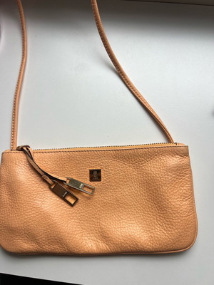 KEM leather shoulder bag in apricot, like new
