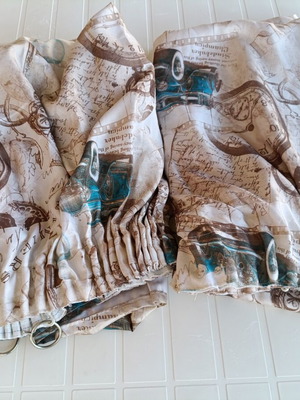 Curtains shading set like new, pack of 2