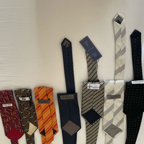 Branded men's ties like new, rich collection