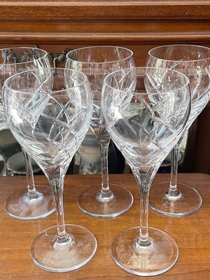 Luxury wine and water crystal glasses set of 5, excellent condition