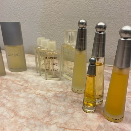 Miyake miniatures like new
