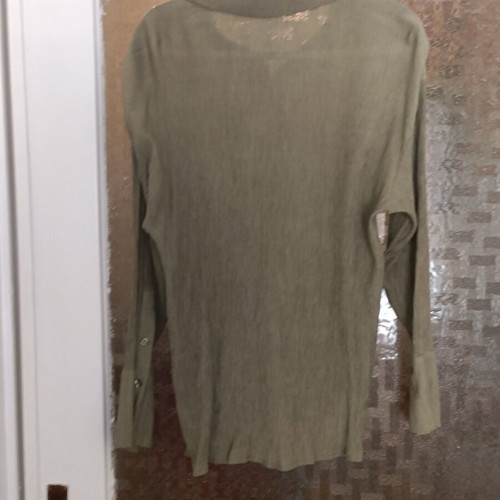 Bershka women's green airy set shirt and pants like new