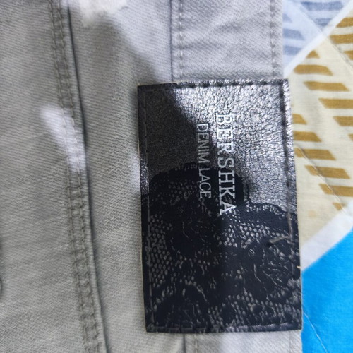 Bershka Lace Shorts like new, grey and beige, sizes S-M