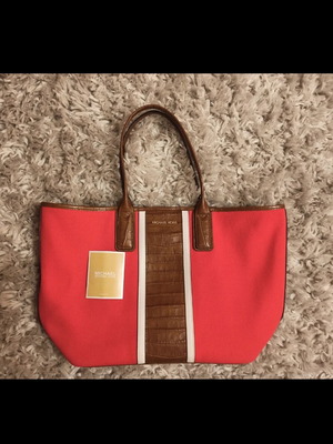 Michael Kors Greenwich Large Tote new with tags, coral reef