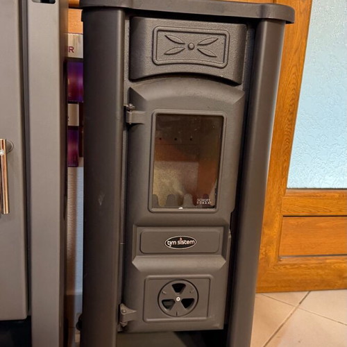 Tim Sistem wood stove new, cast iron energy efficient