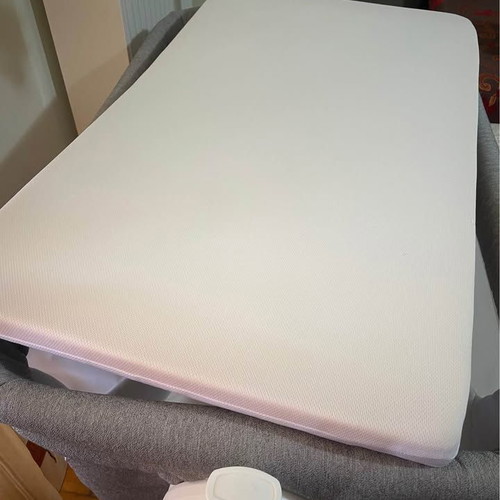 Cam cradle Cullami with mattress and side opening like new