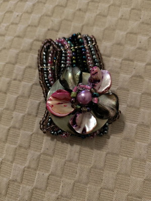 Bracelet new multicolor with elastic and opening